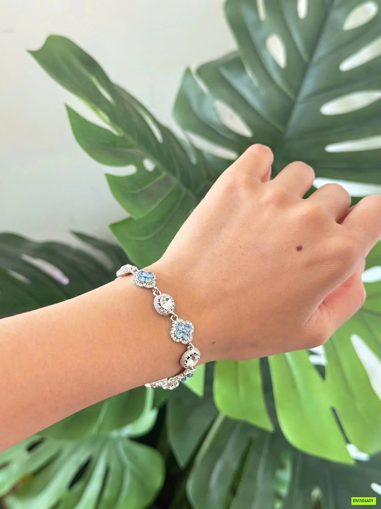 LẮC CHARM GOLICC