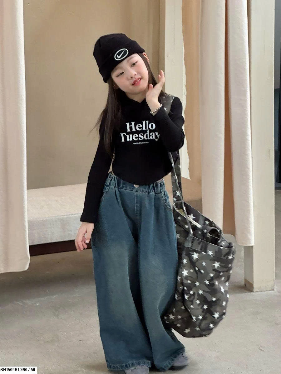 ÁO CROPTOP LIỀN MŨ IN CHỮ HELLO