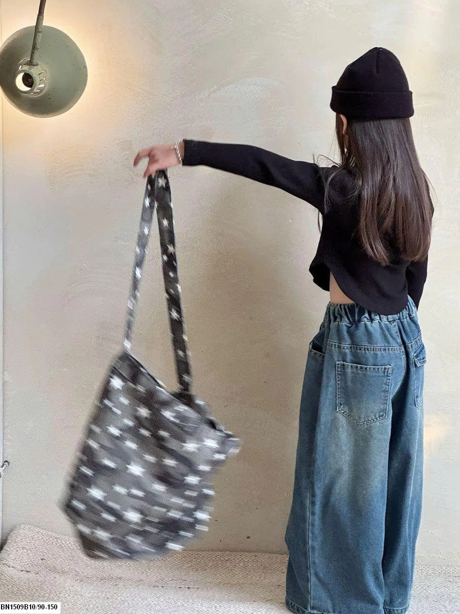 ÁO CROPTOP LIỀN MŨ IN CHỮ HELLO