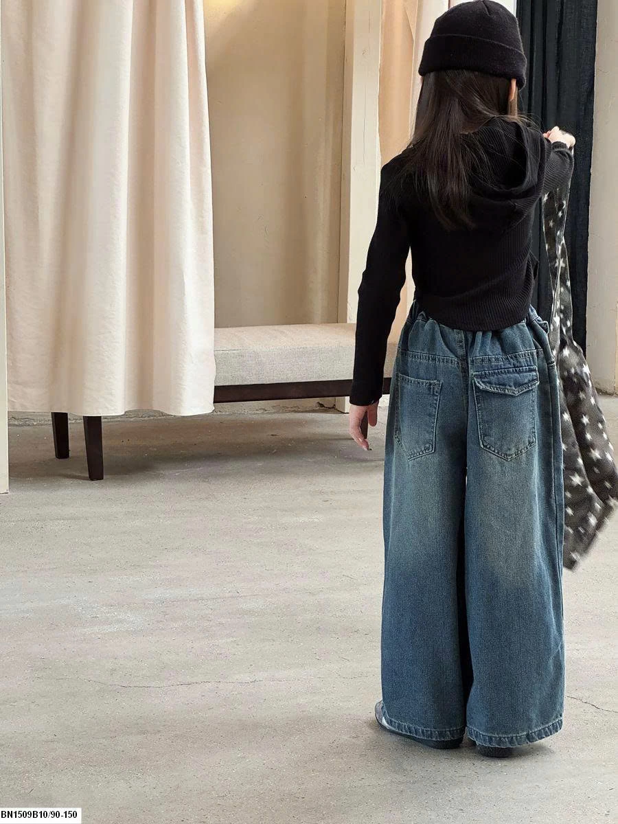 ÁO CROPTOP LIỀN MŨ IN CHỮ HELLO