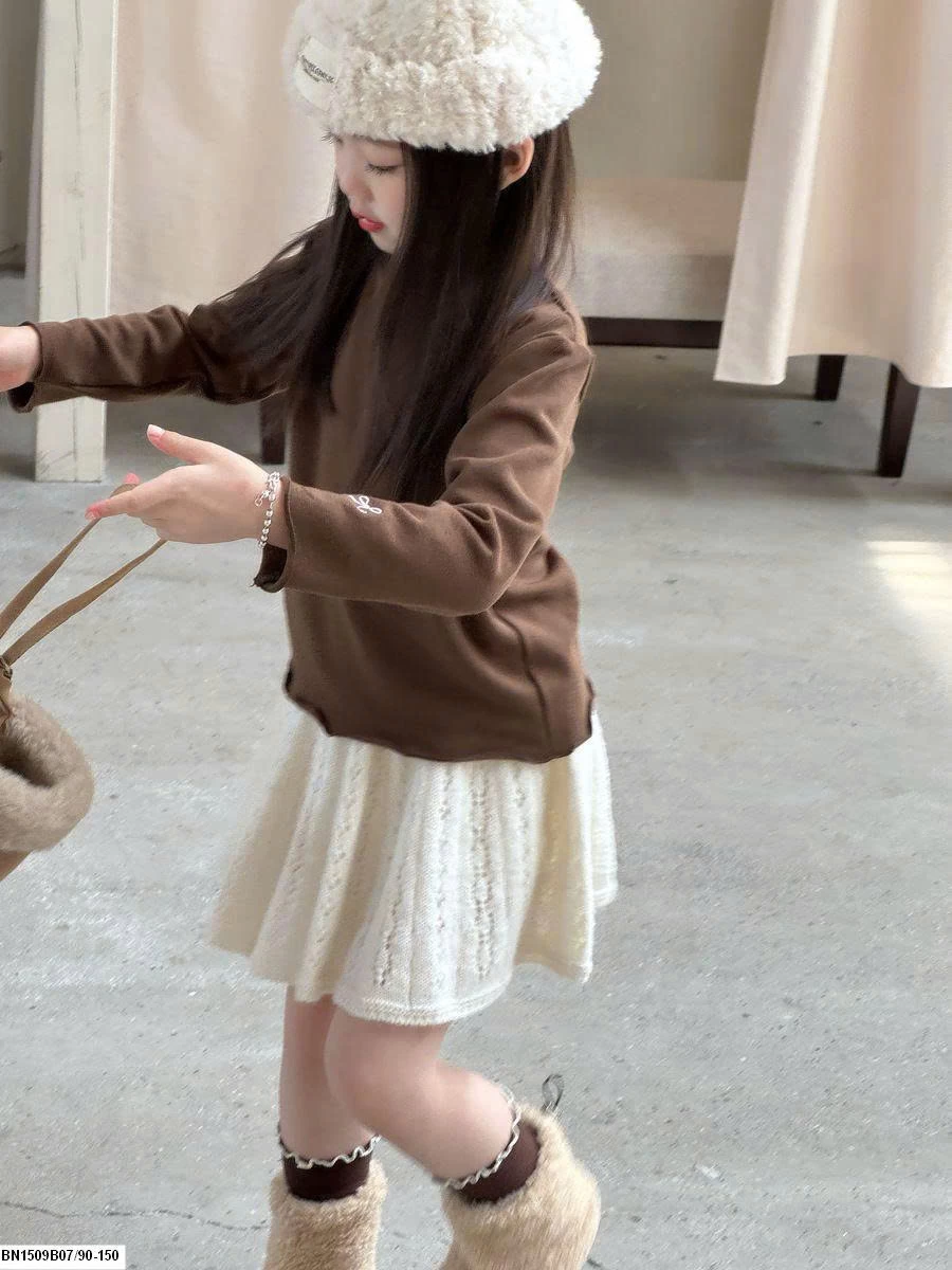 VÁY LEN DỆT KIM DÁNG CHỮ A