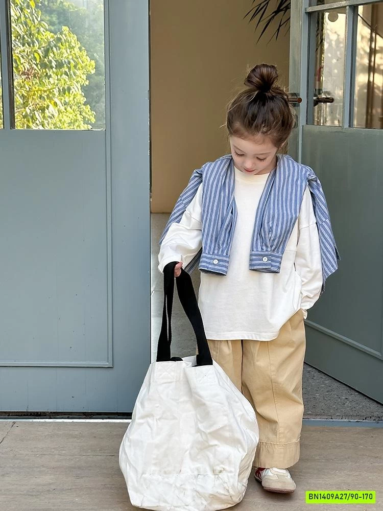 ÁO THUN IN HÌNH LƯNG 24Y015