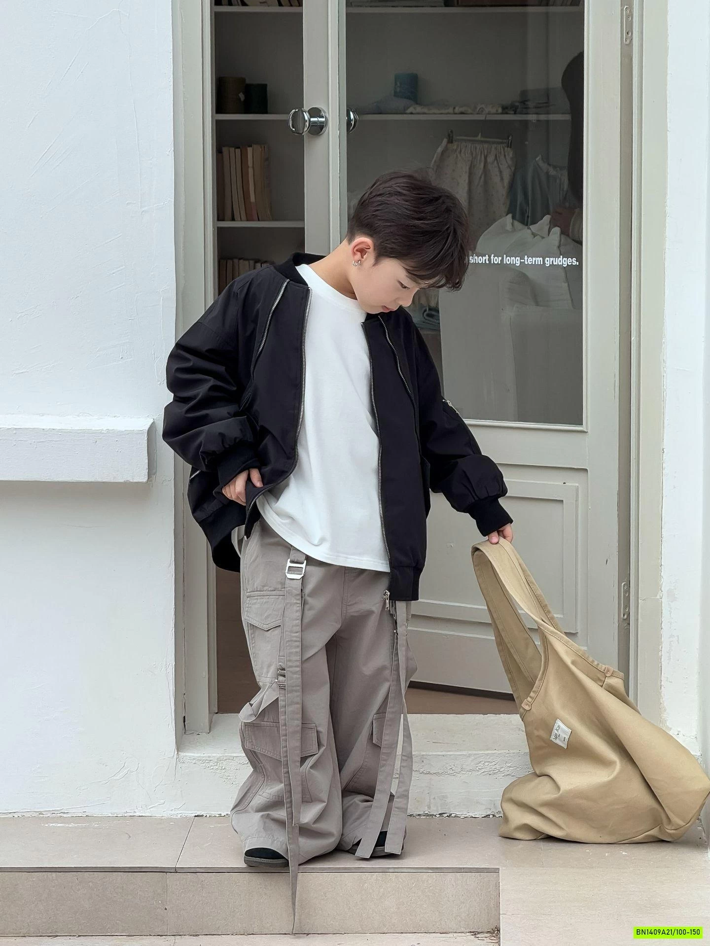 KHOÁC GIÓ BOMBER ĐEN