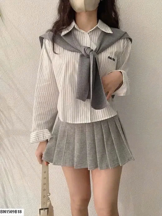 ÁO SƠ MI KẺ KÈM KHĂN SIÊU XINH