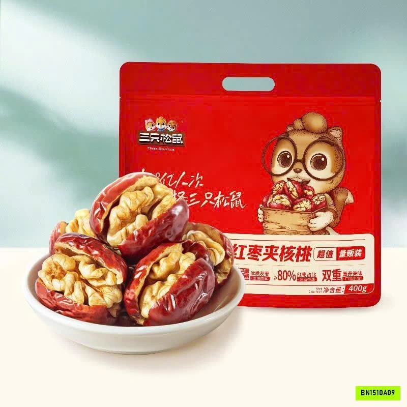 TÁO ĐỎ NHỒI QUẢ ÓC CHÓ THREE SQUIRRELS 400G