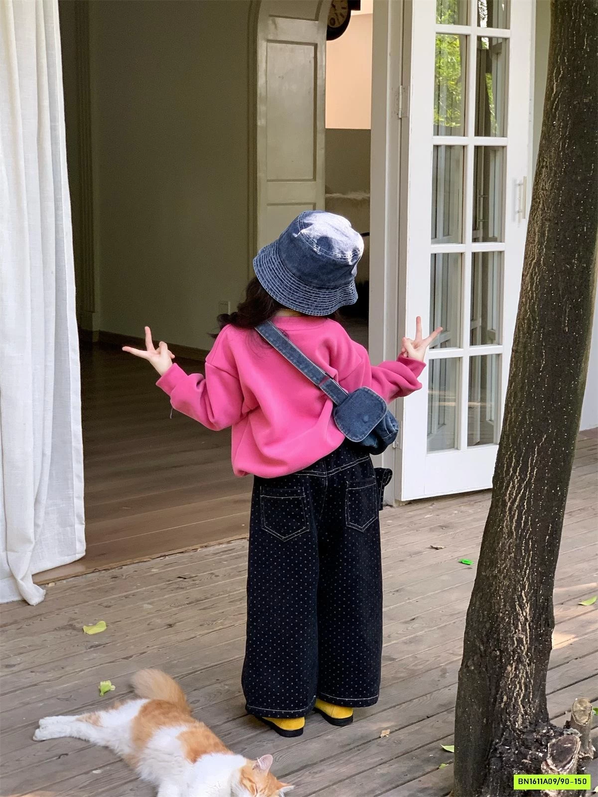 ÁO NỈ HỒNG MIX JEANS SUÔNG CHẤM BI