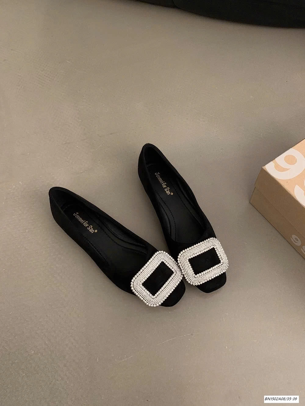 GIÀY BÚP BÊ TAG ĐÁ