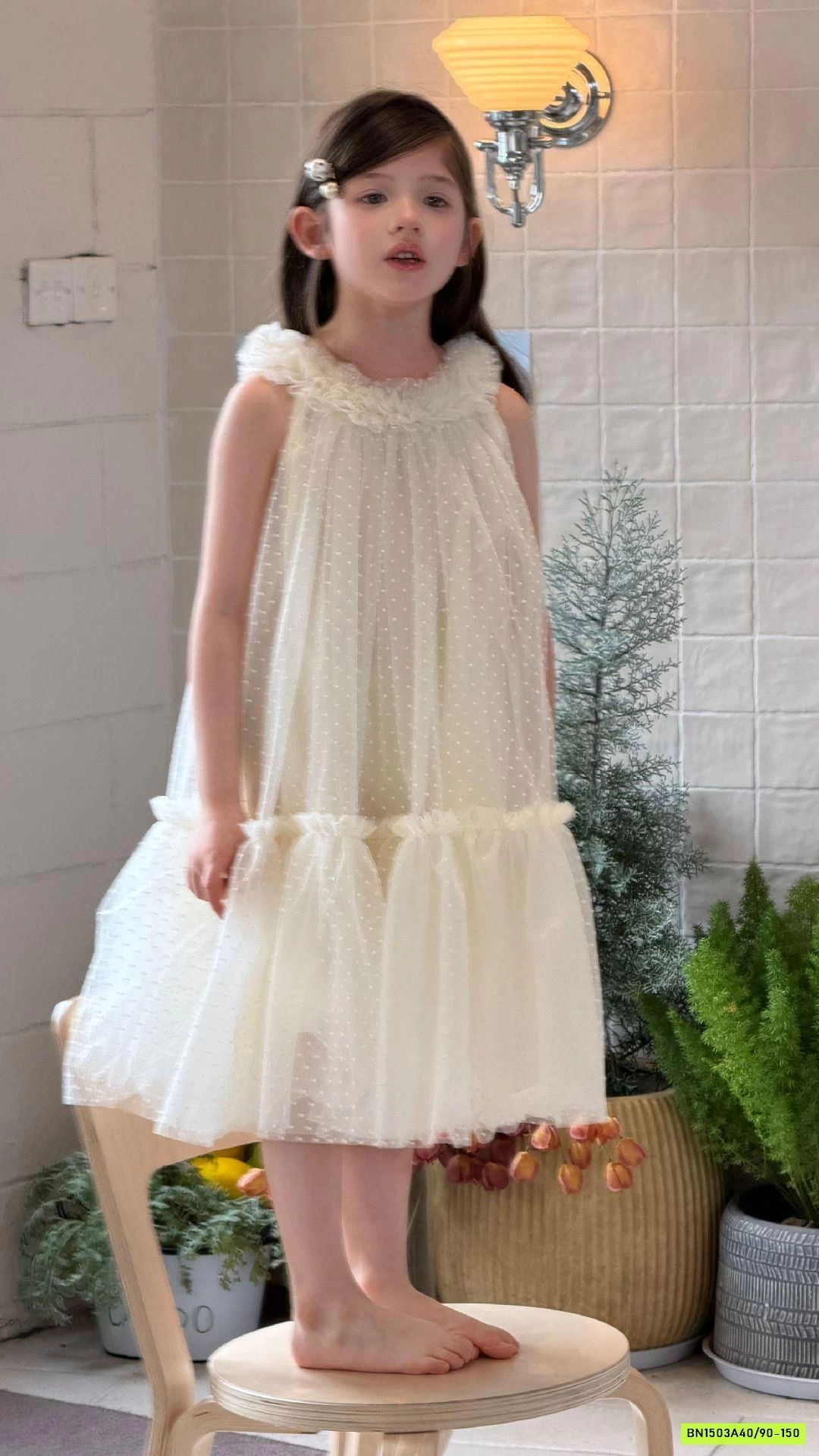 ĐẦM VOAN CỔ YẾM CHẤM BI BỒNG BỀNH