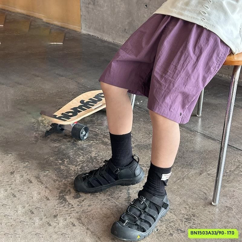 SHORT GIÓ TRƠN MÀU TÚI SAU 25B136 AMBB