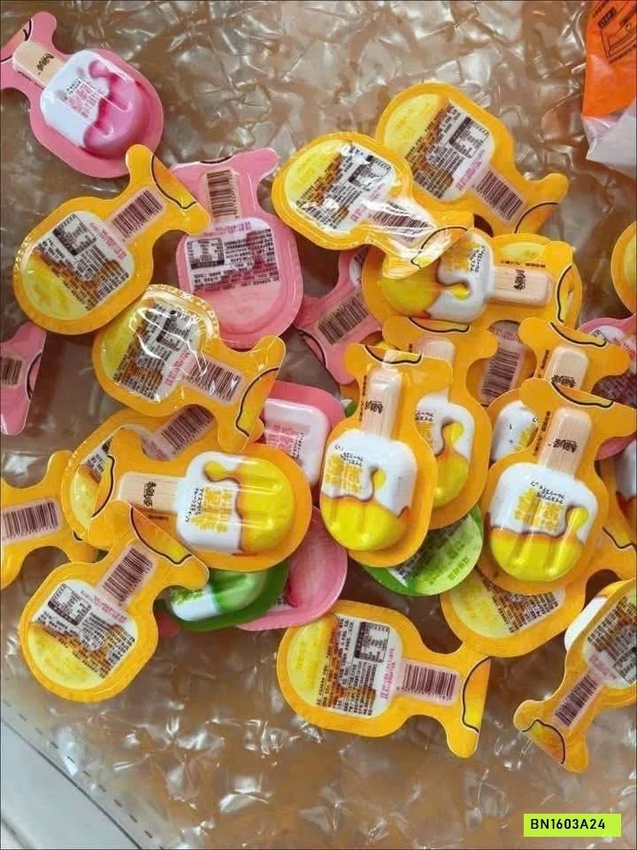 HỘP 60C KẸO THẠCH QUE KEM, CHÂN MÈO