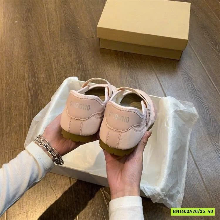 GIÀY THỂ THAO HÀN QUỐC