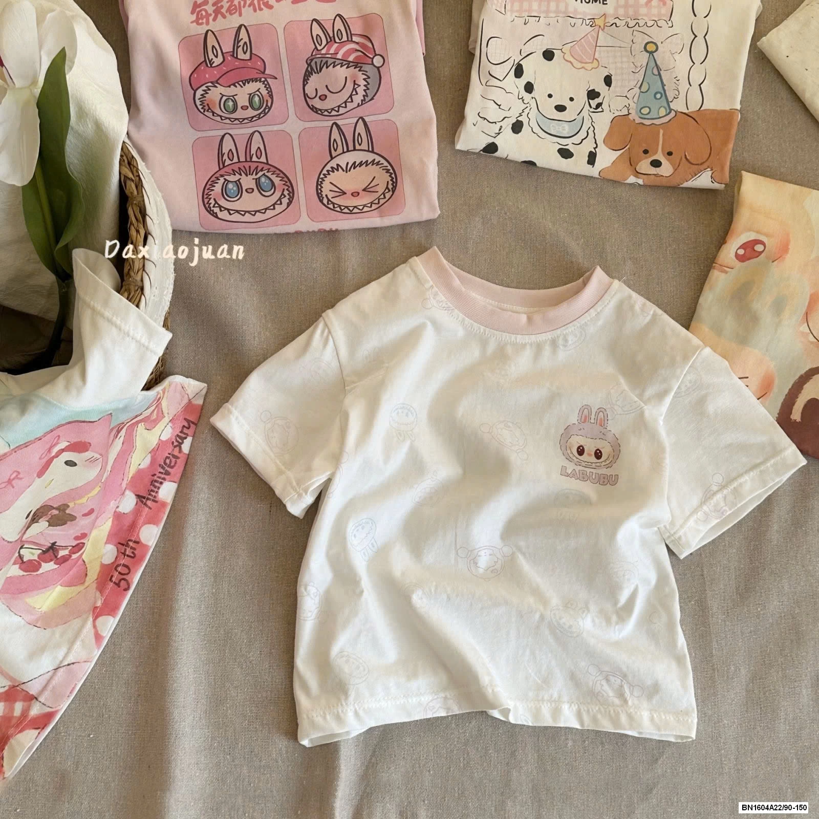 ÁO THUN LABUBU MIX LEGGING KẺ