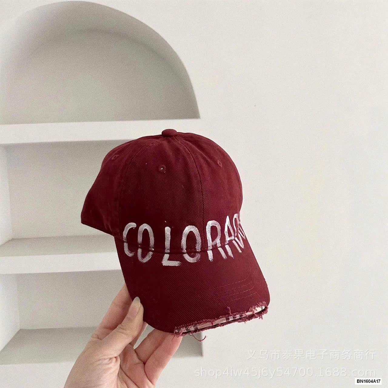 MŨ KẾT VẼ CHỮ