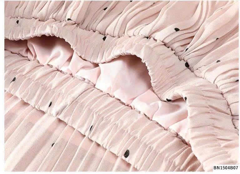 CHÂN VÁY CHẤM BI