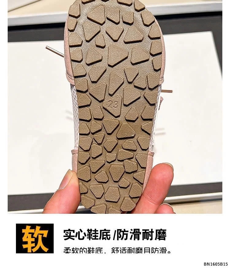 GIÀY THỂ THAO LƯỚI BUỘC DÂY