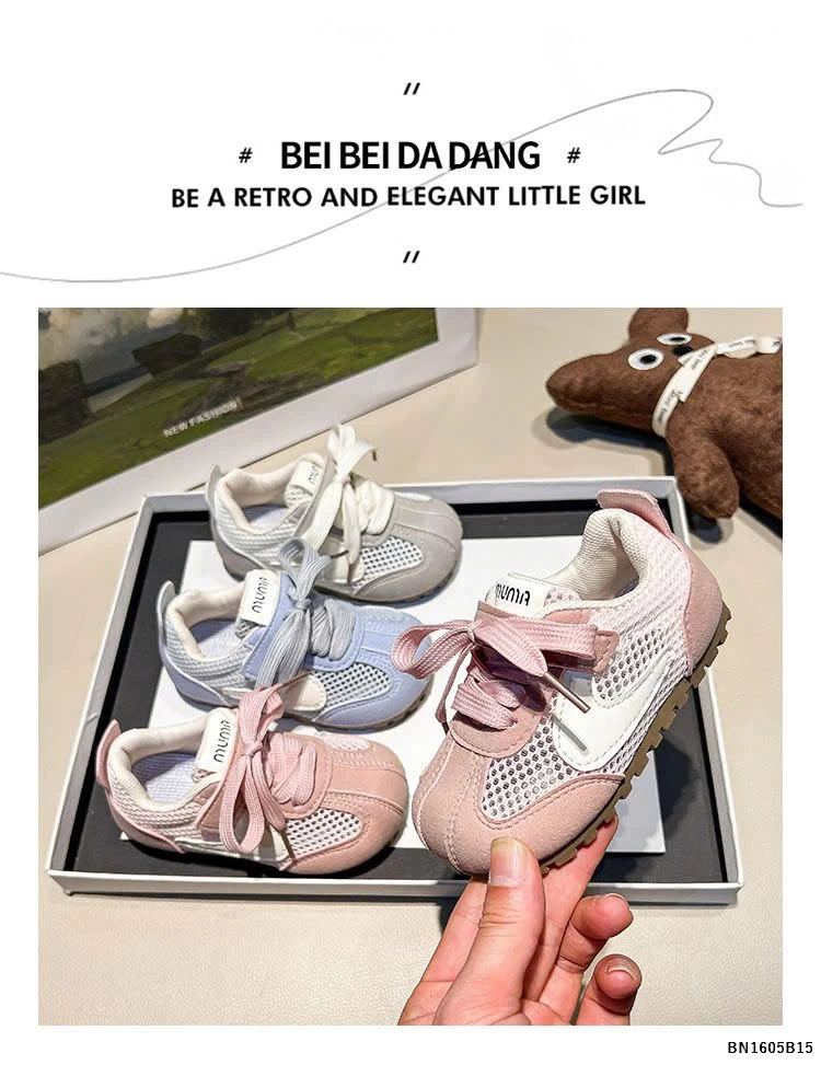 GIÀY THỂ THAO LƯỚI BUỘC DÂY