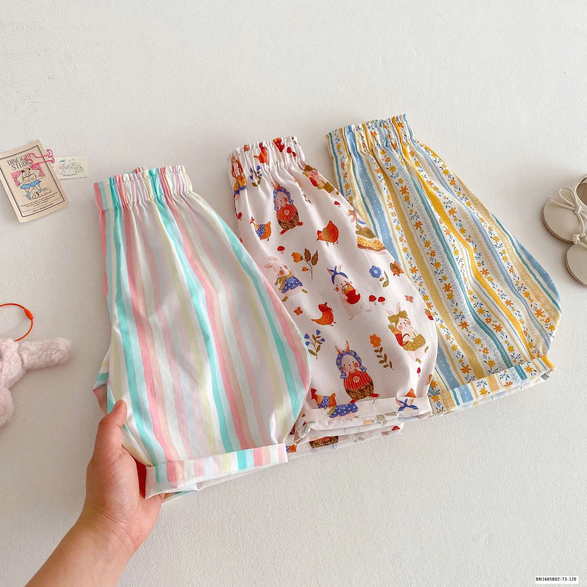 QUẦN THÔ HỌA TIẾT NHÍ