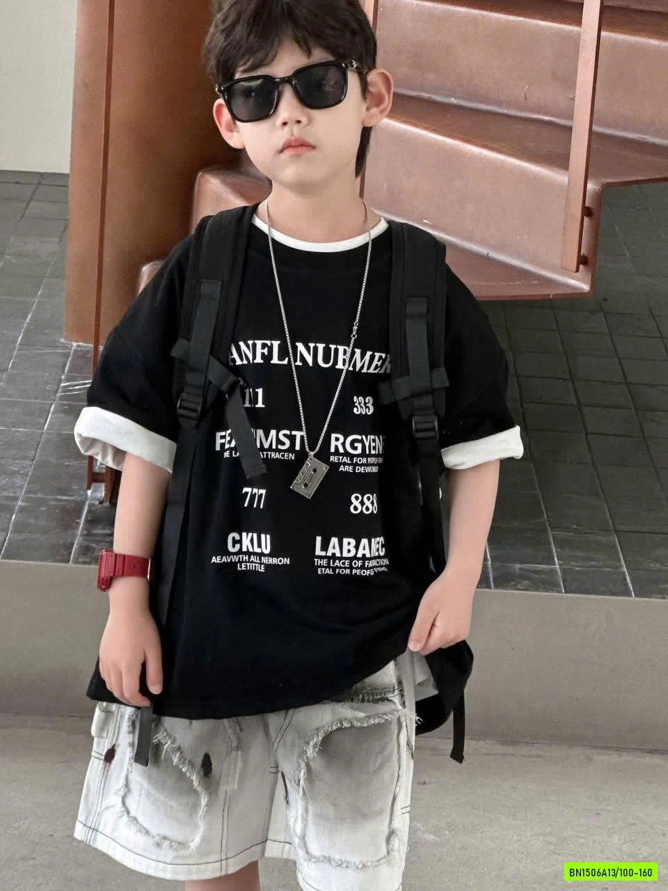 ÁO THUN ĐEN IN CHỮ