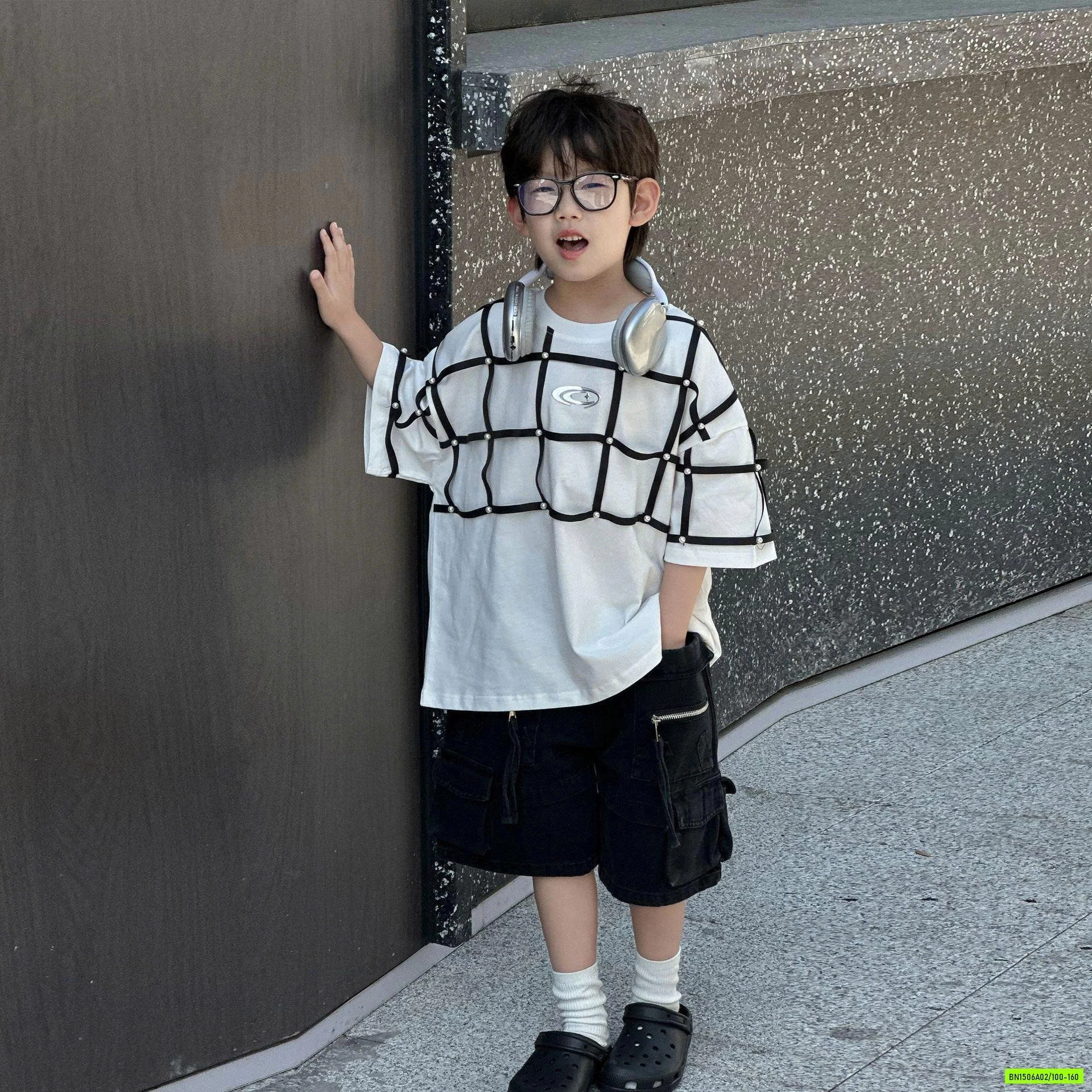 ÁO THUN KẺ Ô VUÔNG GẮN NGỌC