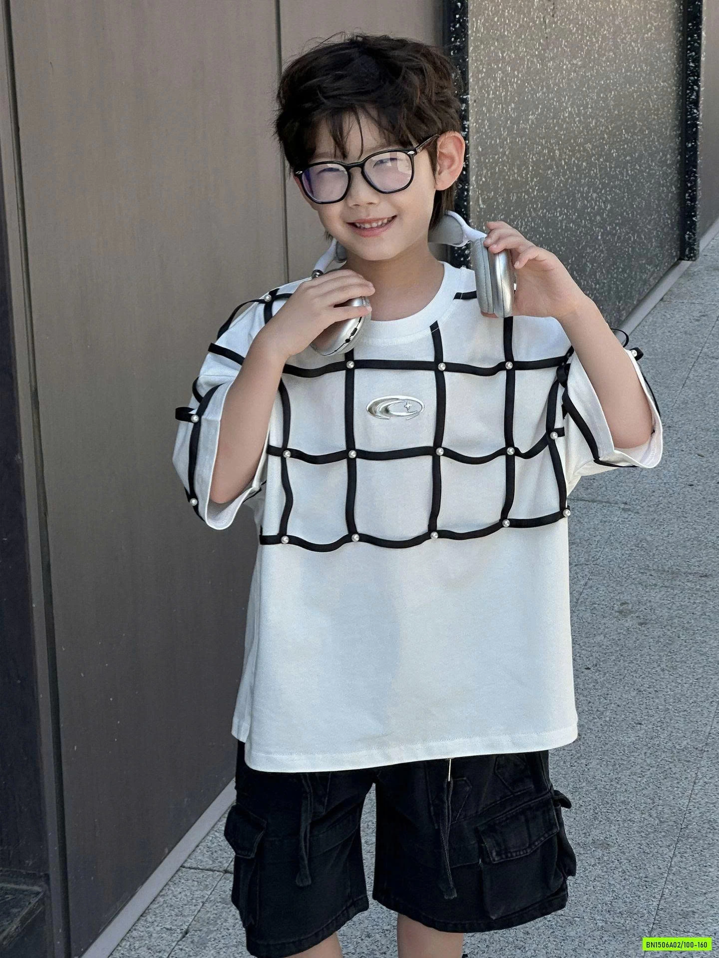 ÁO THUN KẺ Ô VUÔNG GẮN NGỌC