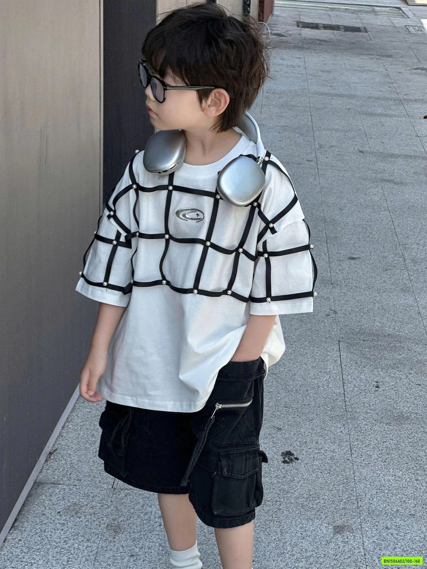 ÁO THUN KẺ Ô VUÔNG GẮN NGỌC