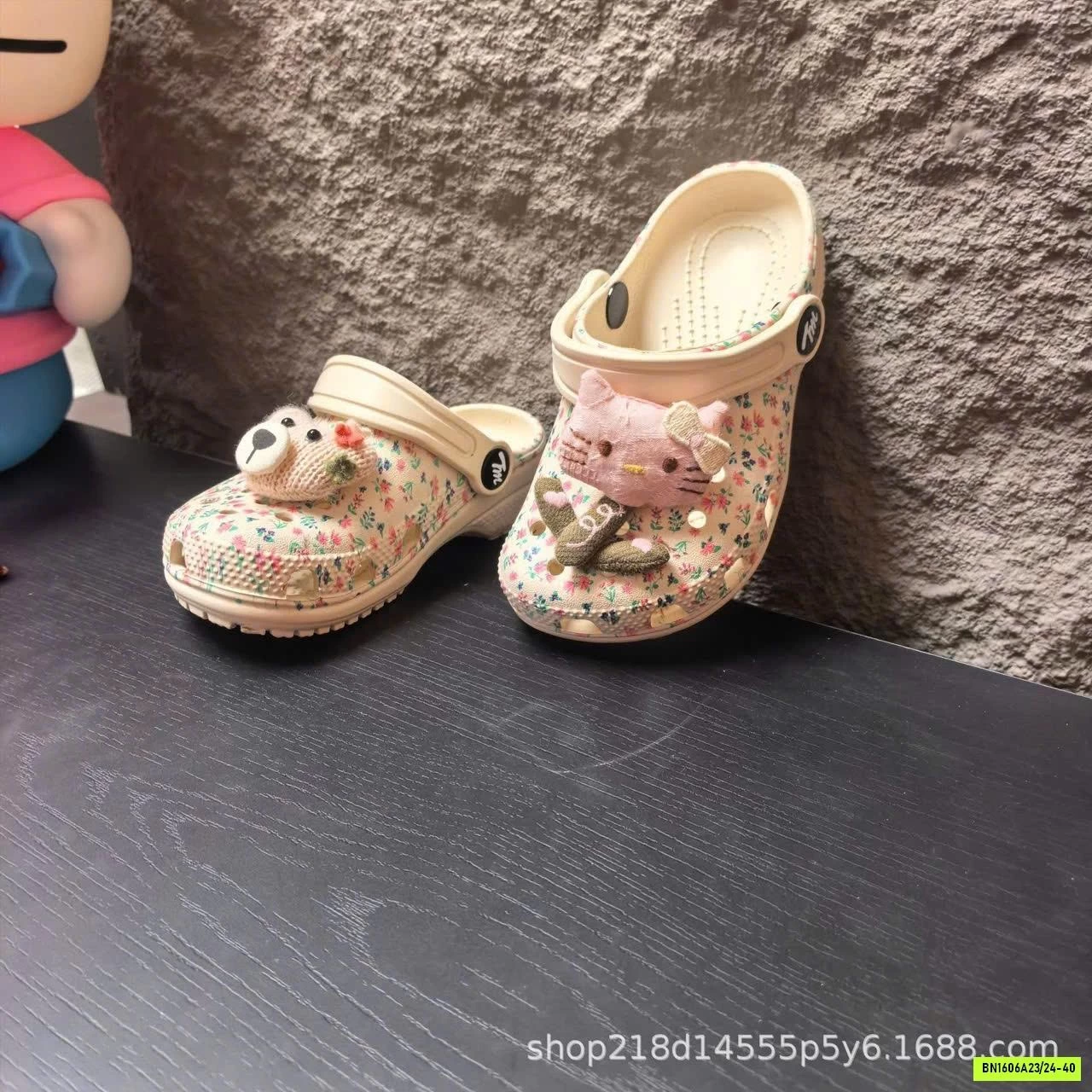 CROCS HOA NHÍ CHARM MÈO XINHHHH