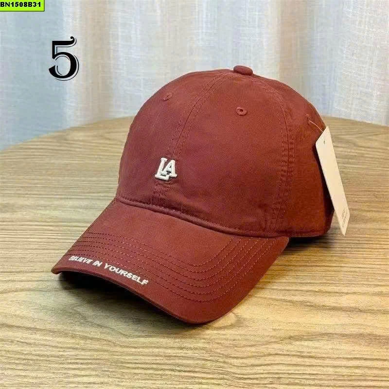 SET 2 MŨ LƯỠI TRAI NỮ THÊU CHỮ LA
