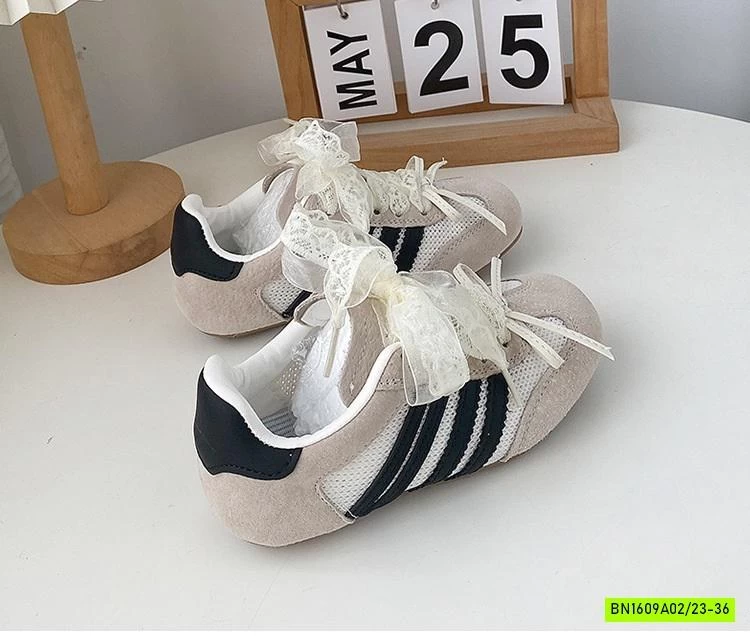 GIÀY DA LỘN SỌC DÂY REN