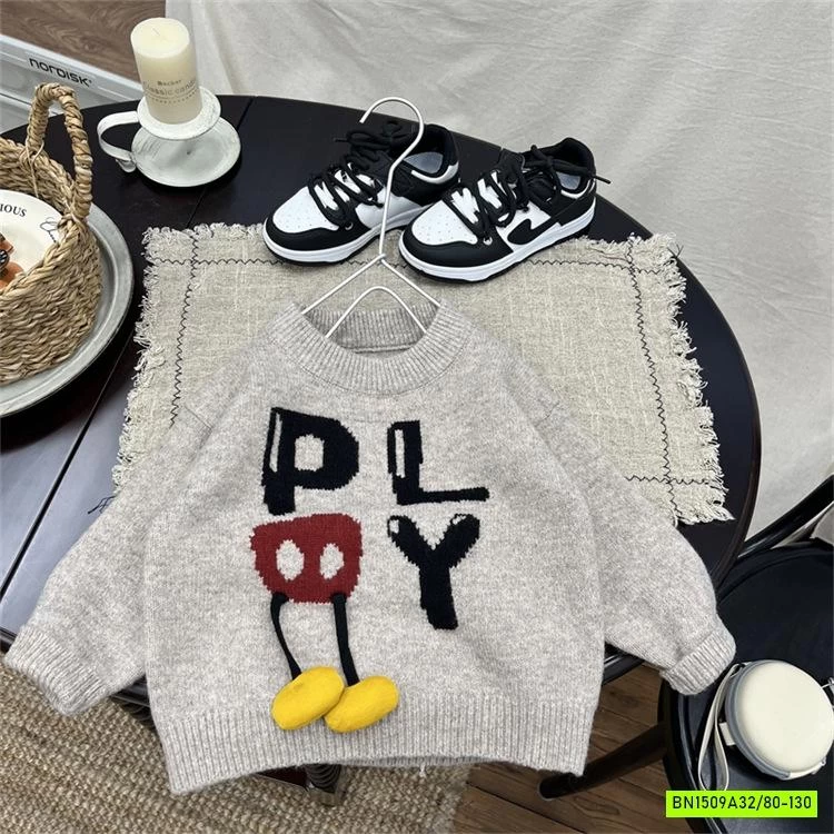 ÁO LEN THÊU CHỮ GẮN CHÂN VỊT