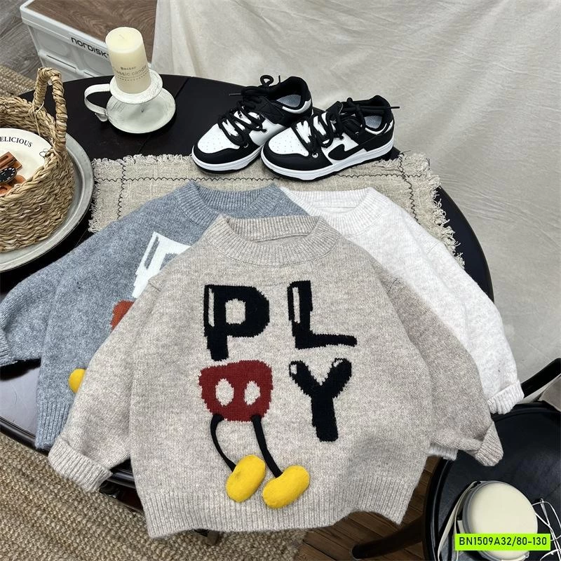 ÁO LEN THÊU CHỮ GẮN CHÂN VỊT