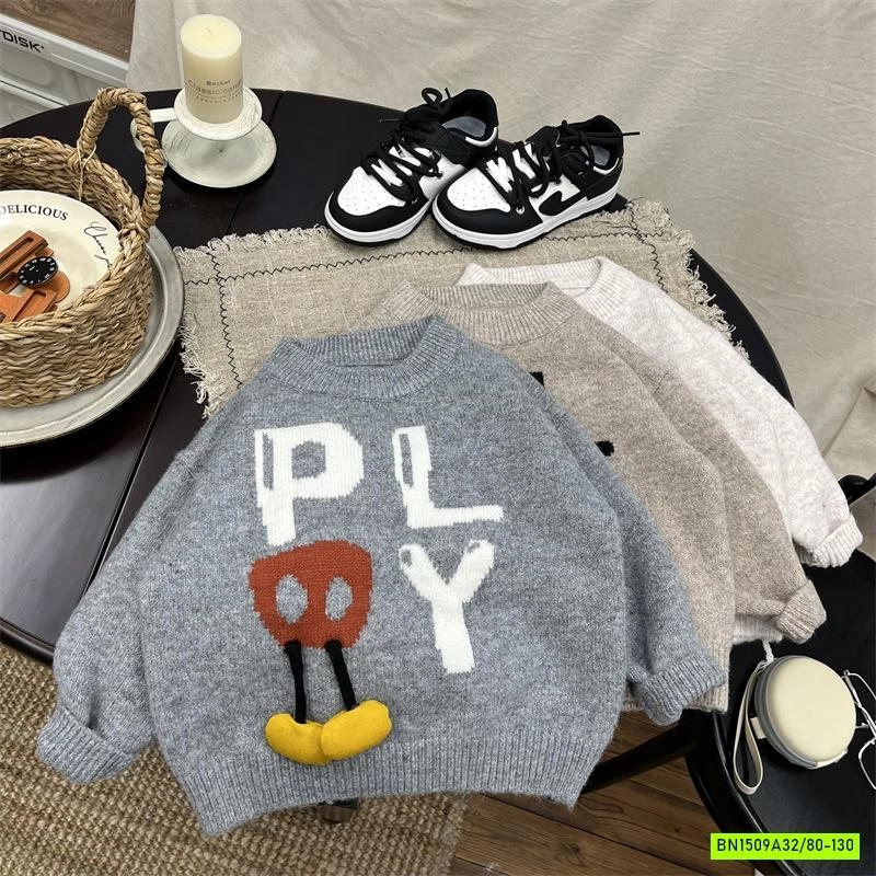 ÁO LEN THÊU CHỮ GẮN CHÂN VỊT