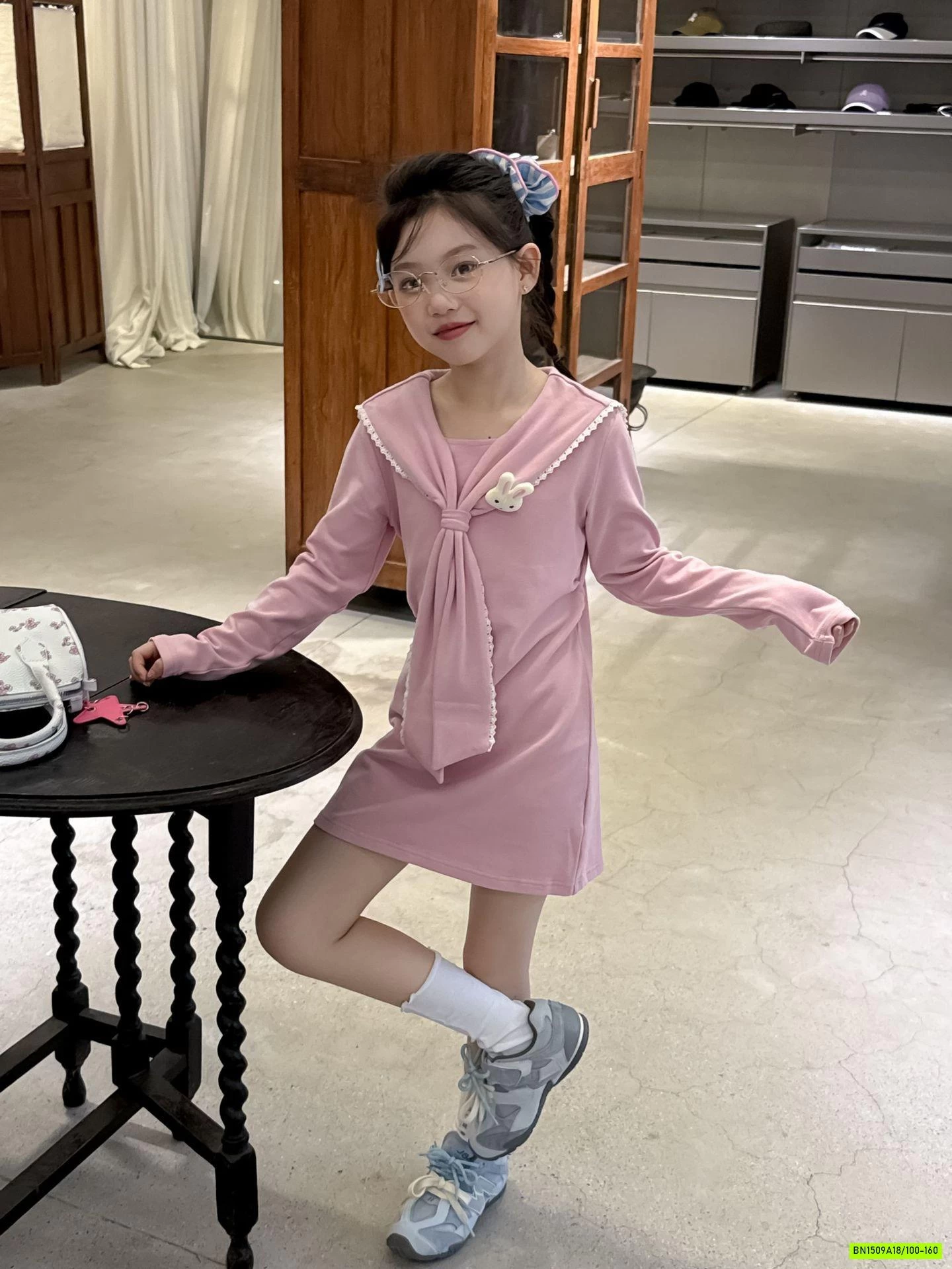 ĐẦM NỈ HỒNG CỔ GIẢ KHĂN