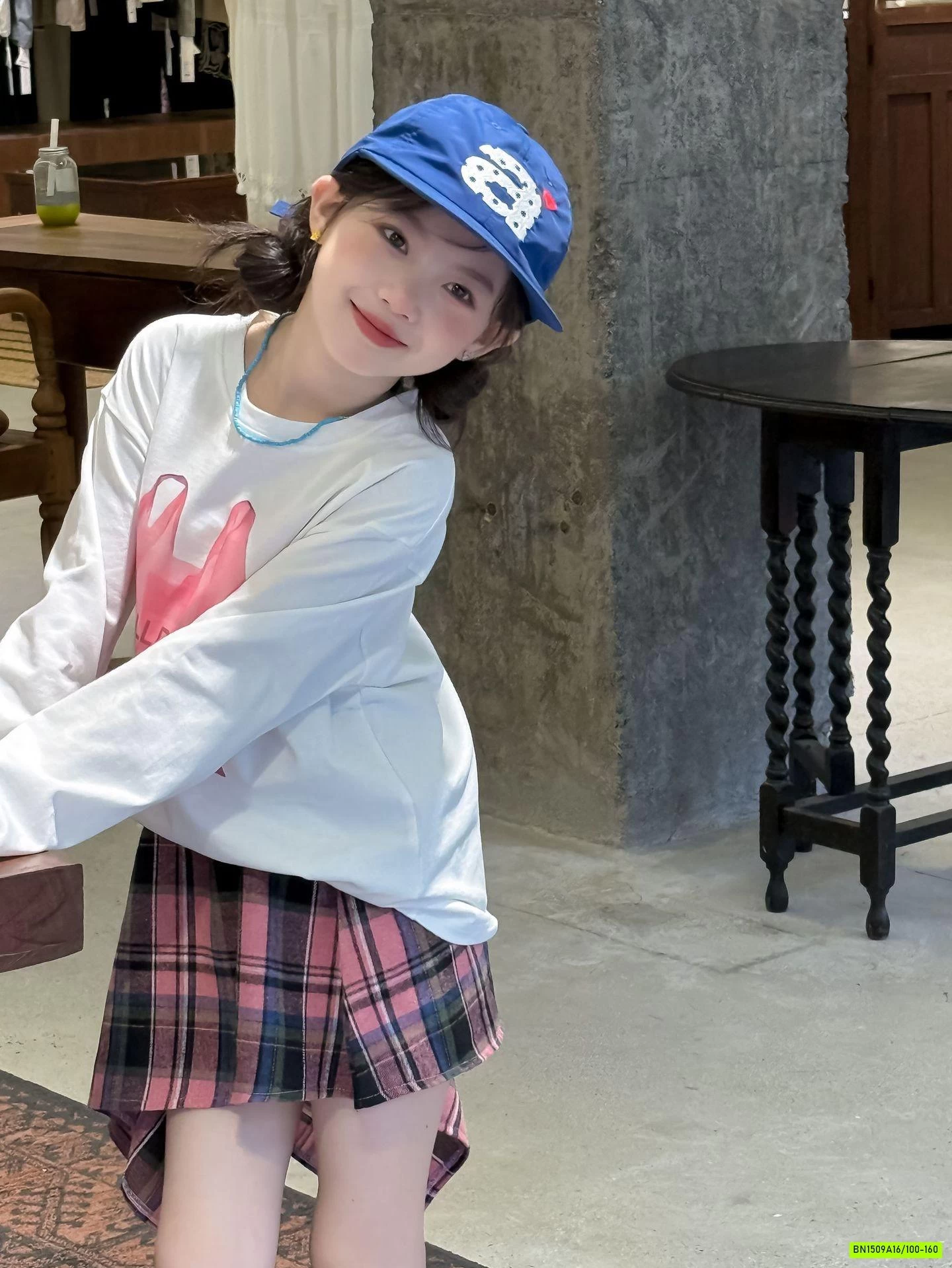 ÁO THUN IN HÌNH TÚI MIX QUẦN VÁY