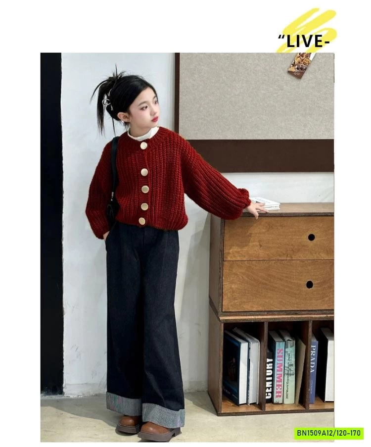 KHOÁC LEN ĐỎ MIX JEANS SUÔNG