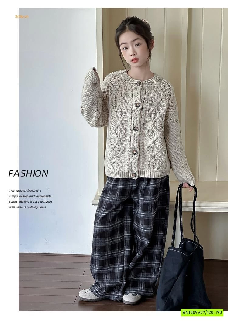 KHOÁC LEN VẶN THỪNG MIX QUẦN CARO SZ ĐẠI