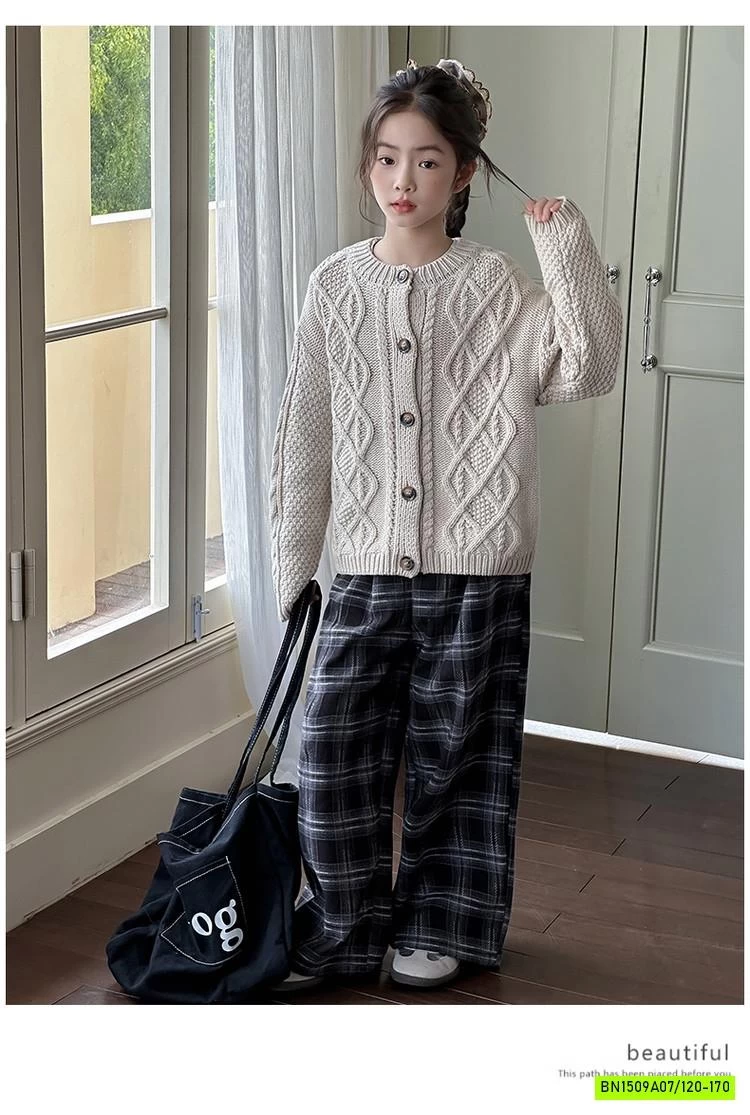 KHOÁC LEN VẶN THỪNG MIX QUẦN CARO SZ ĐẠI