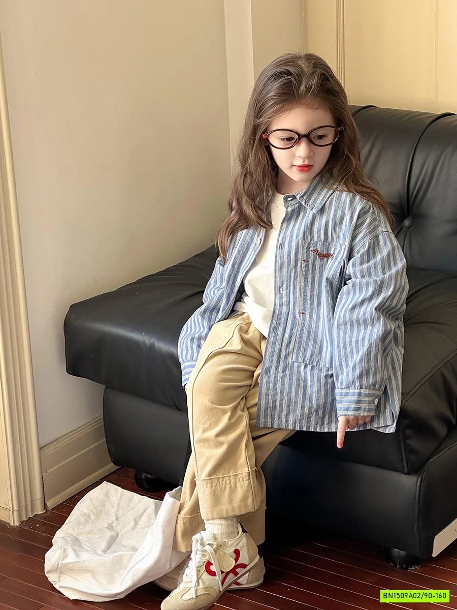 SƠ MI SỌC XANH MIX QUẦN SUÔNG AMBB