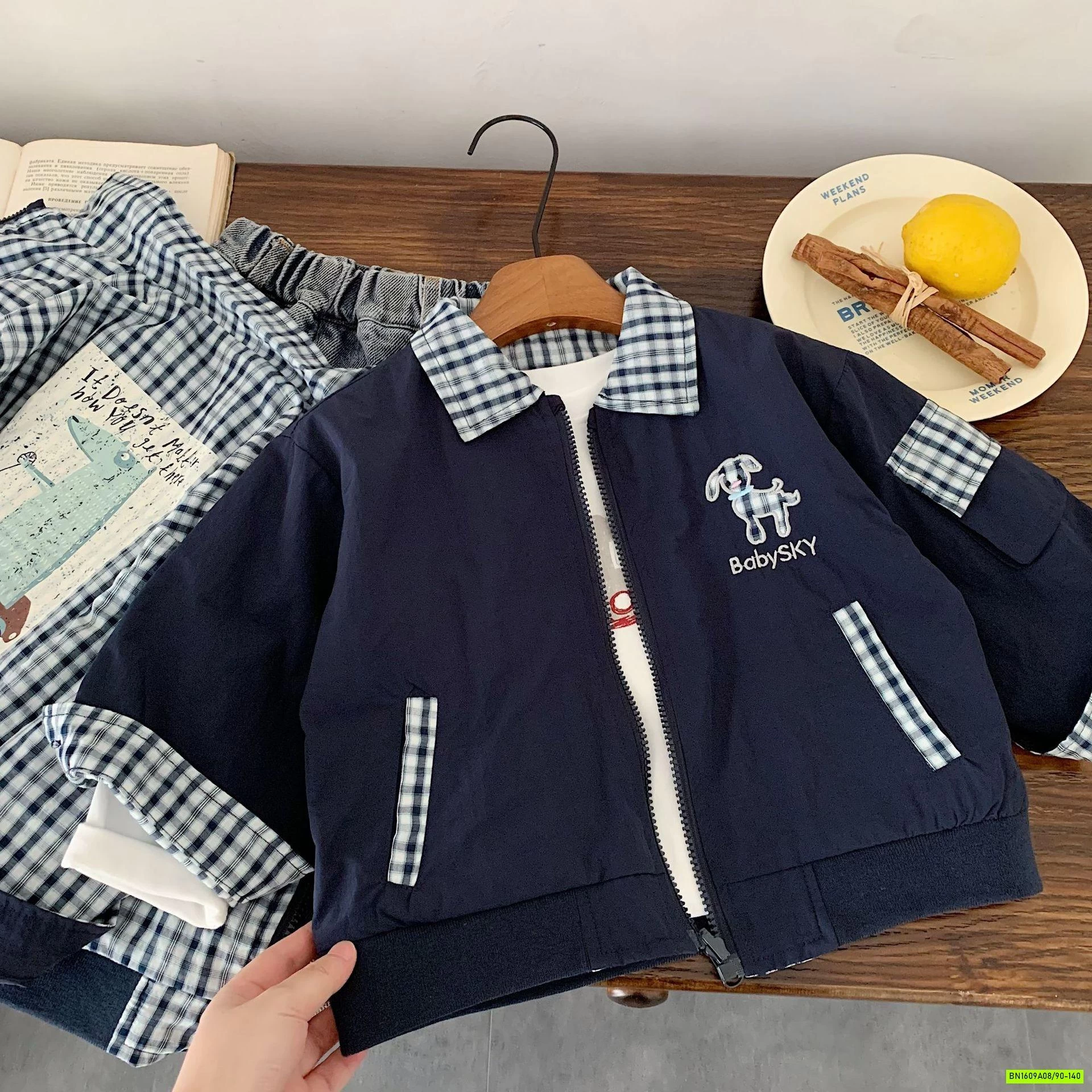 KHOÁC GIÓ CARO 2 MẶT XỊN SÒ