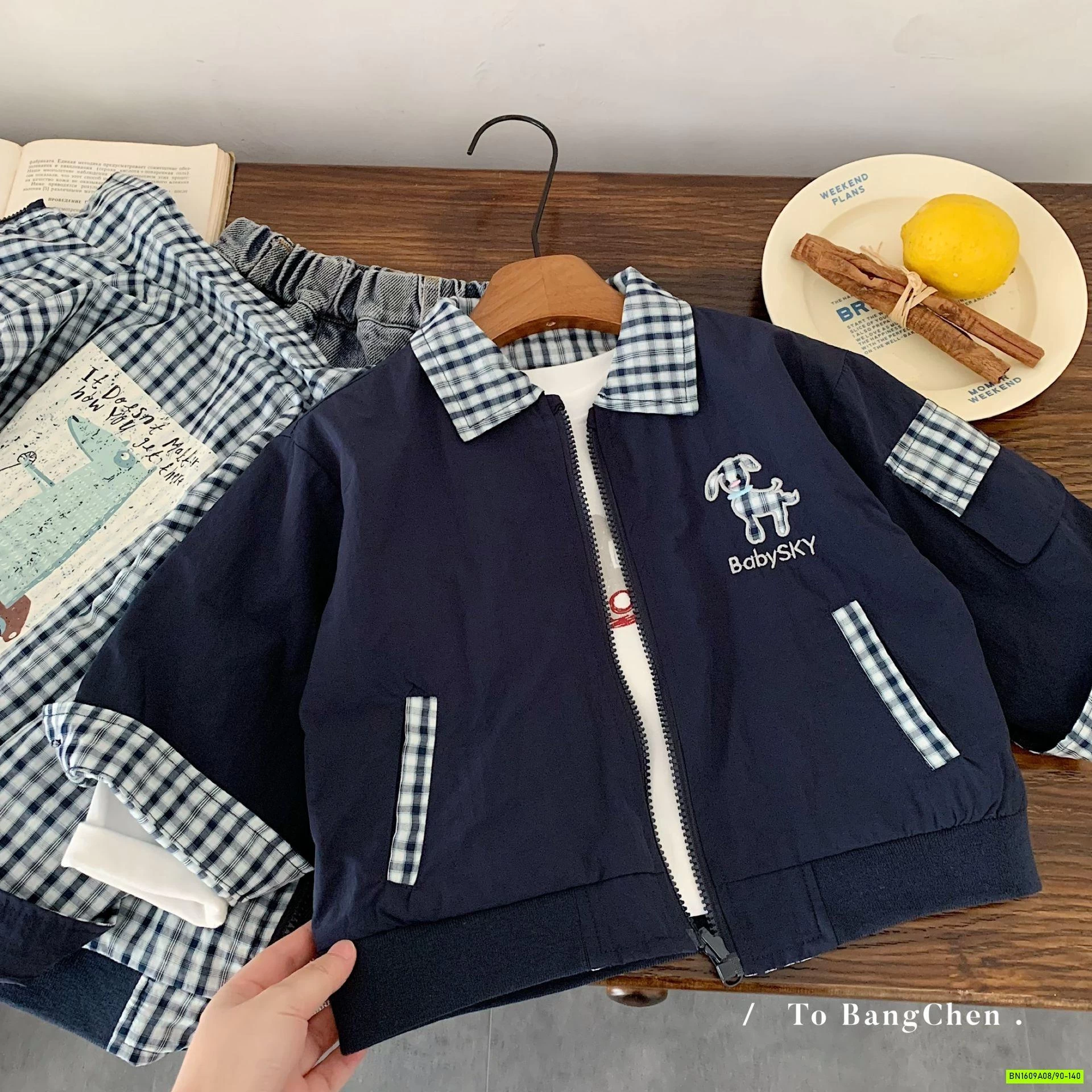 KHOÁC GIÓ CARO 2 MẶT XỊN SÒ