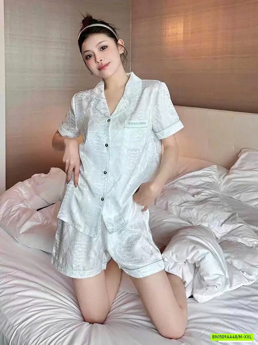 PIZAMA TRẮNG CỘC NHÁM