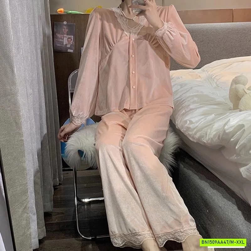 PIZAMA NHUNG VIỀN REN NỮ