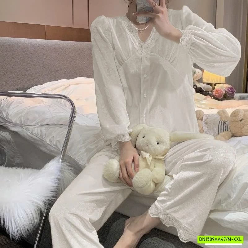 PIZAMA NHUNG VIỀN REN NỮ