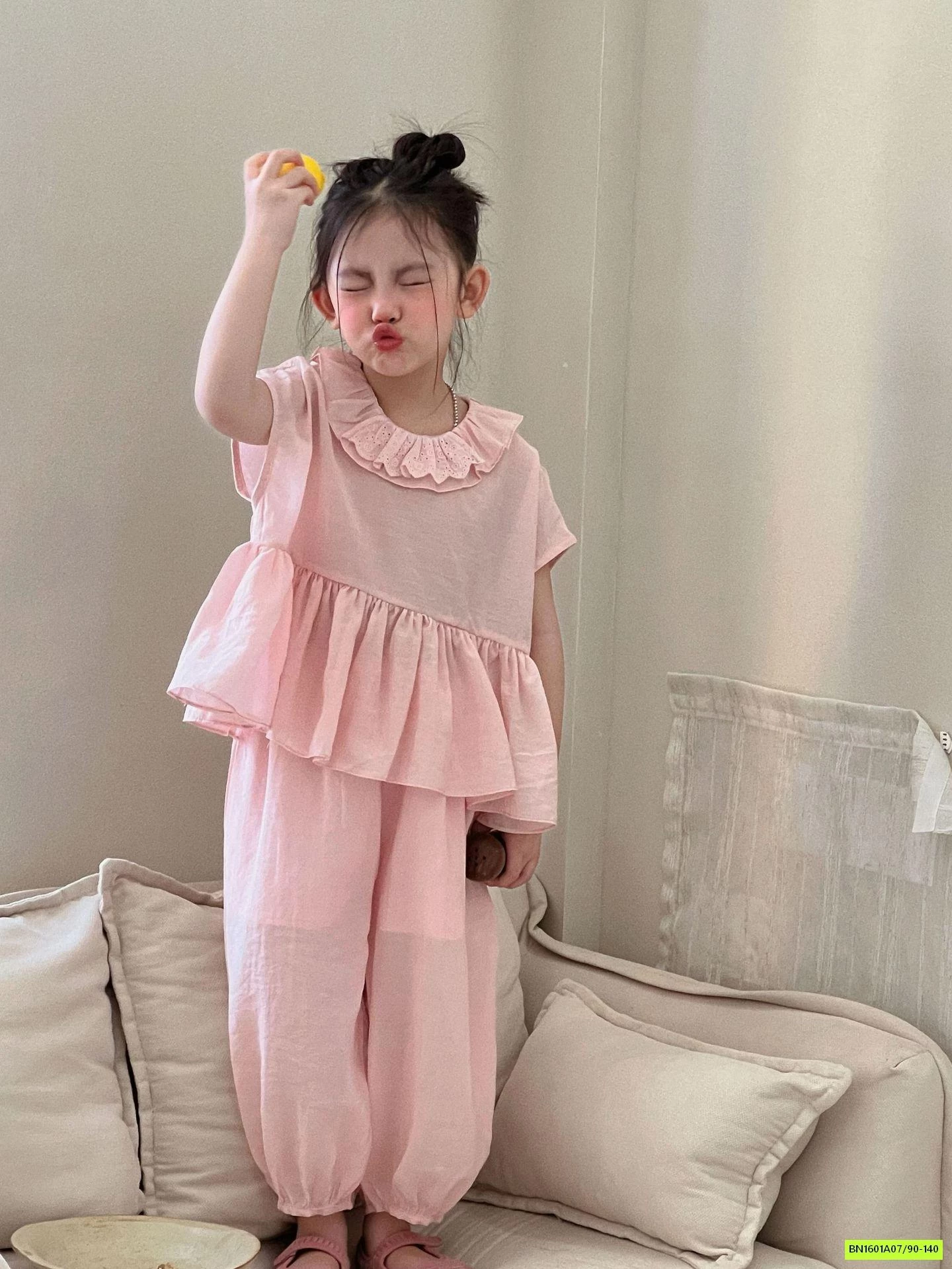 SÉT ĐŨI CỔ BÈO HỒNG