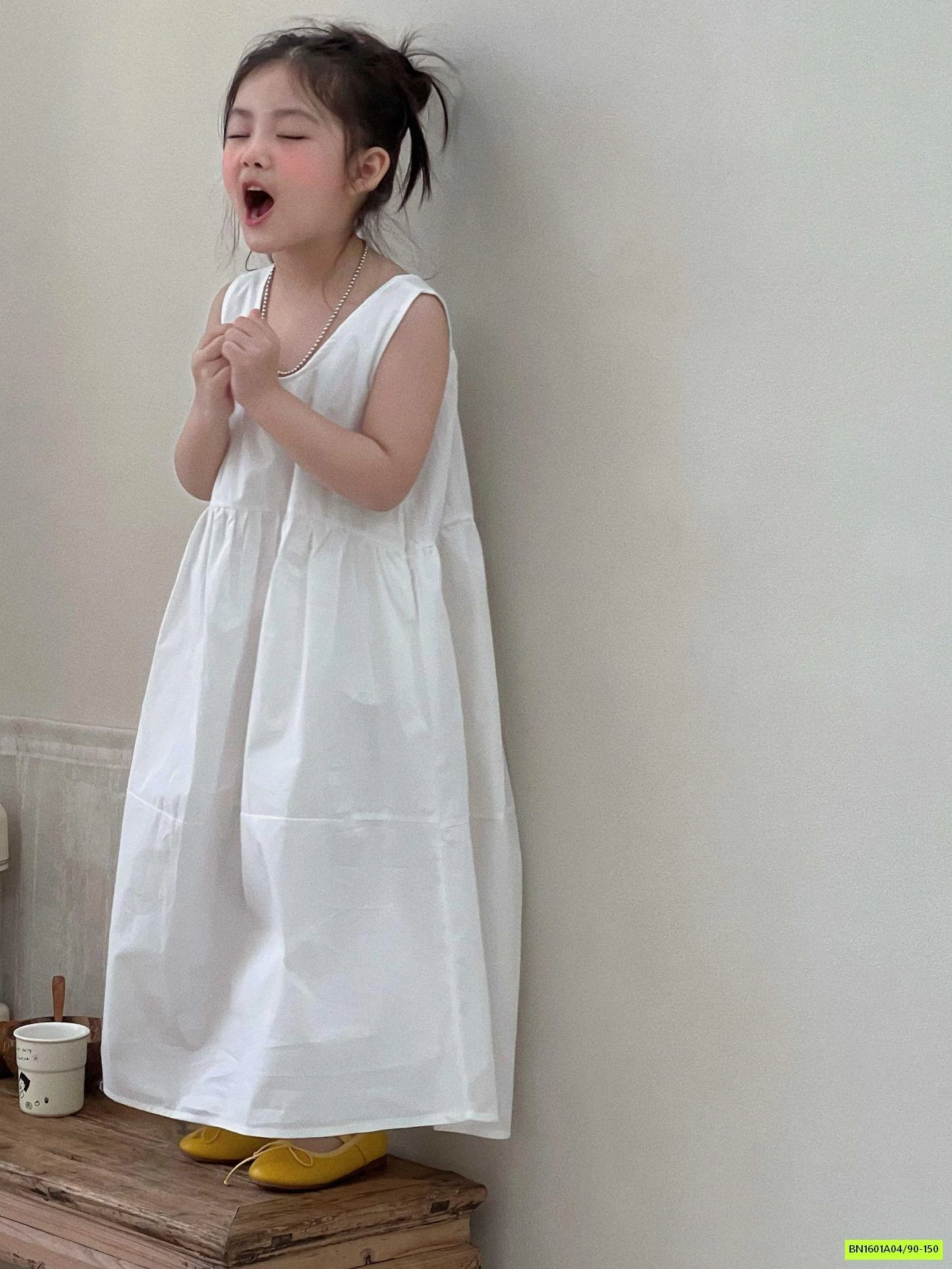 ĐẦM MAXI SÁT NÁCH TRẮNG