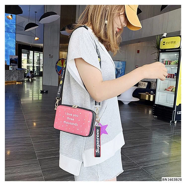 TÚI ĐEO CHÉO IN HÌNH MÁY ẢNH