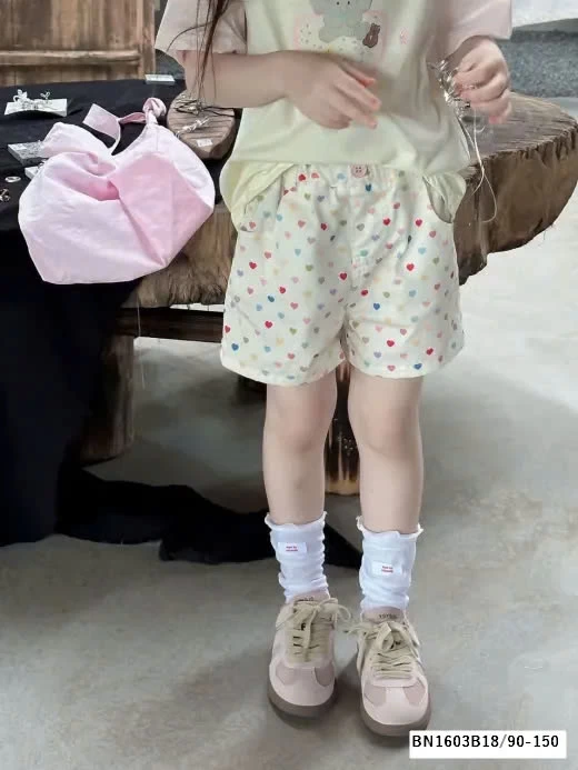 QUẦN SHORT BÉ GÁI