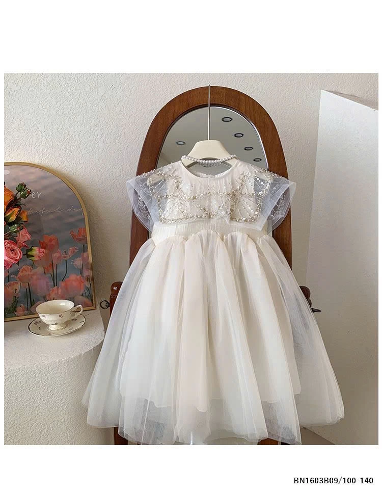 ĐẦM CÔNG CHÚA SÁCH PHỐI CHÂN VOÀN