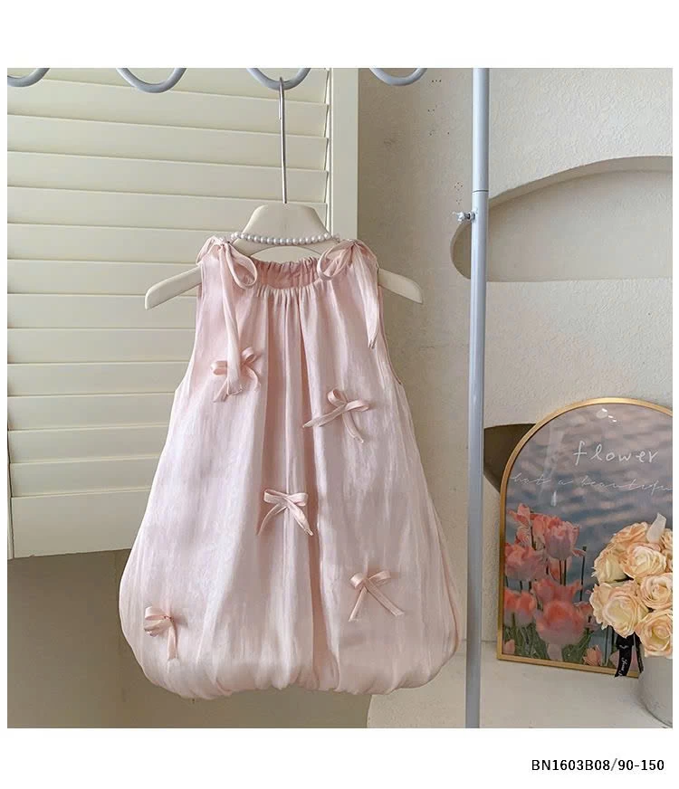 ĐẦM BÍ HỒNG NƠ BUỘC DÂY VAI