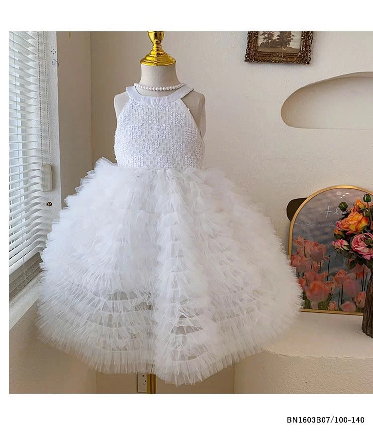 ĐẦM CỔ YẾM VOAN BỒNG