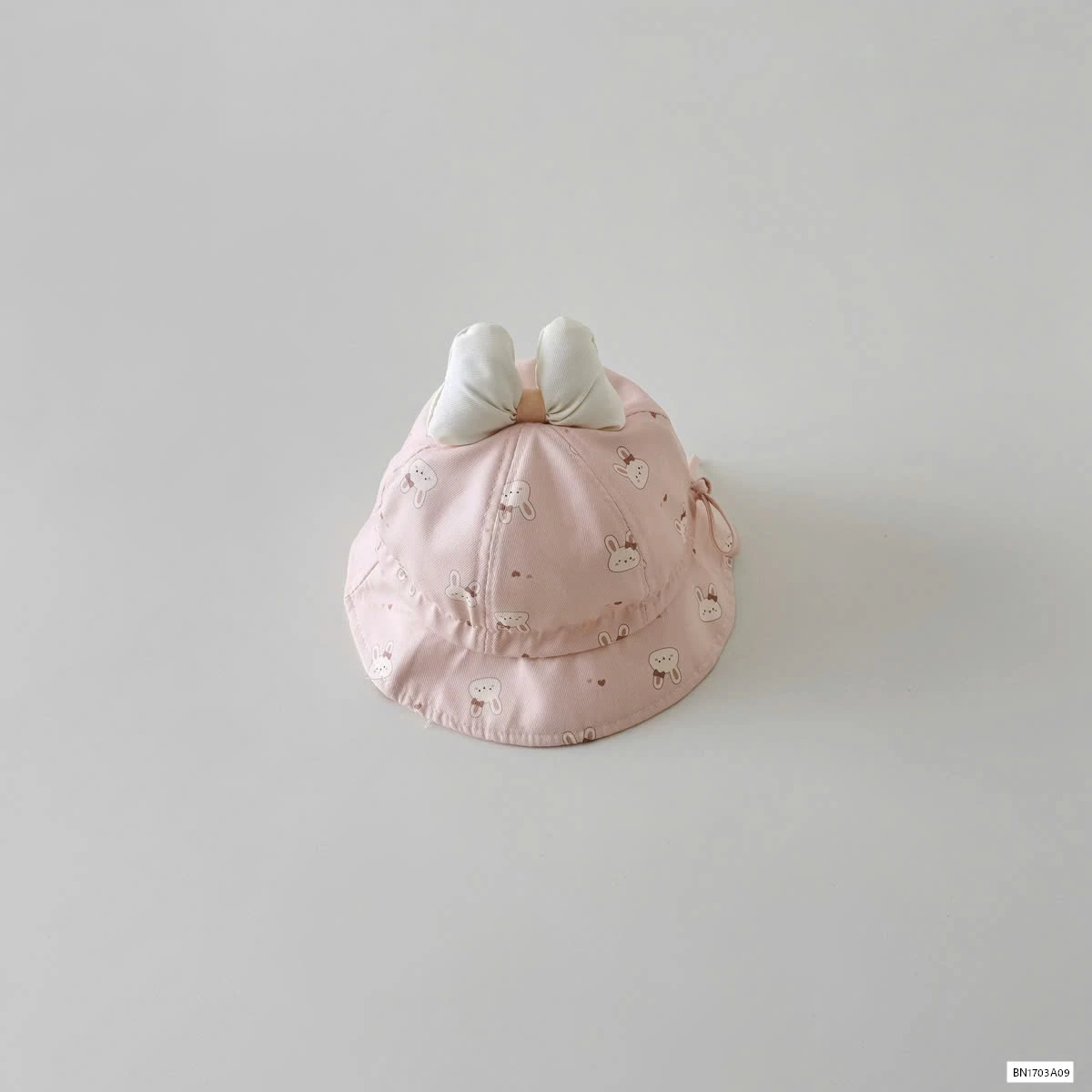 MŨ BÈO THỎ GẮN NƠ